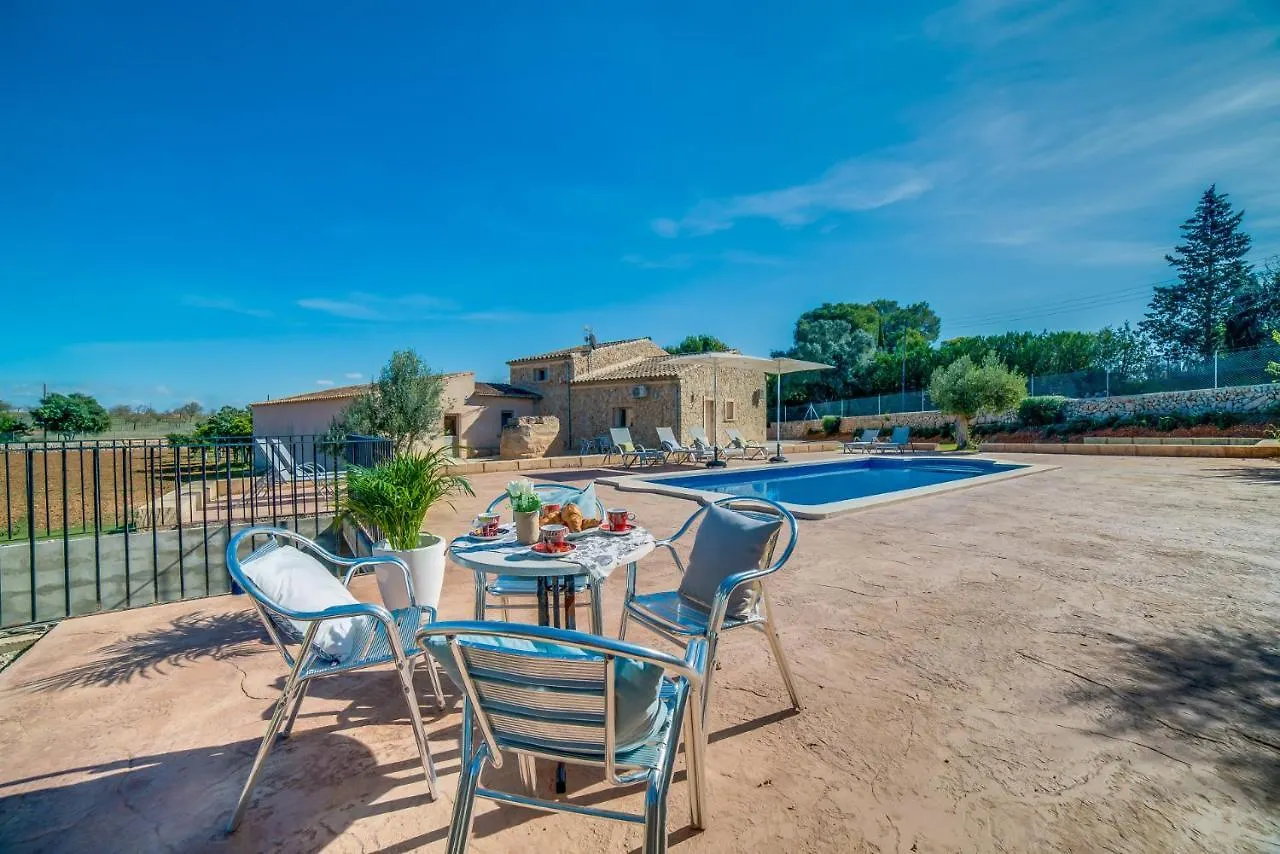 Hostal Brivo Sencelles España